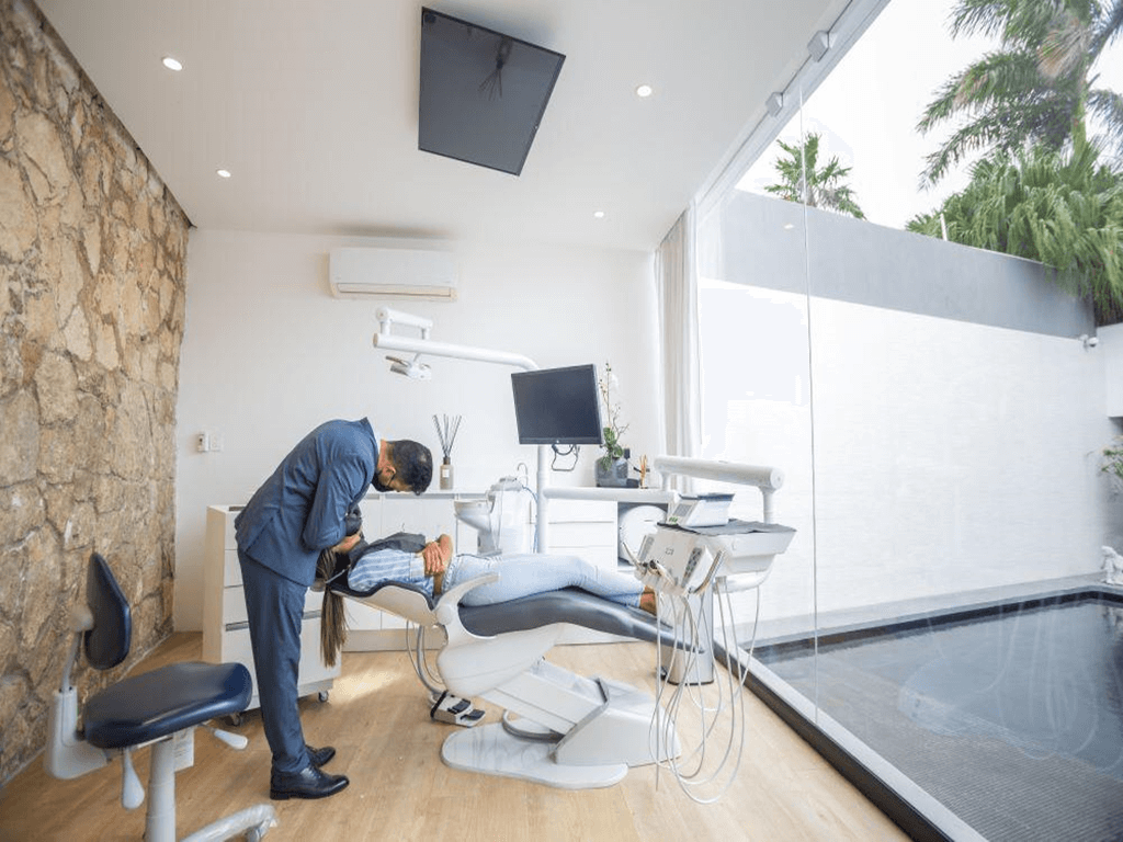 How Can an NYC Endodontist Help Preserve Your Smile?