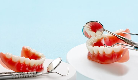 Implant Dentures: A Practical Guide to Stability, Comfort and Everyday Function